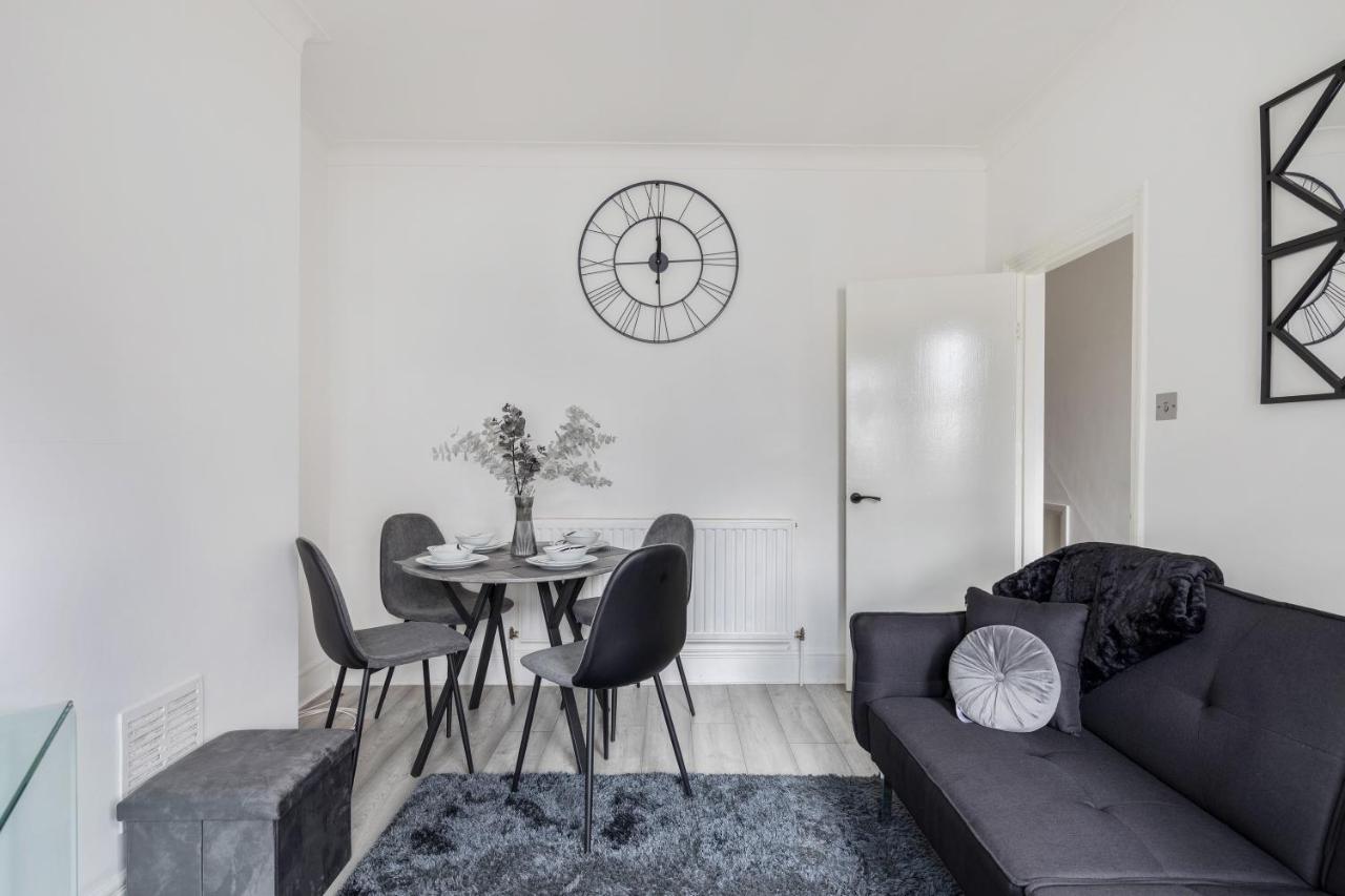 Apartamento Beautifully Modern 2-bed W/garden *