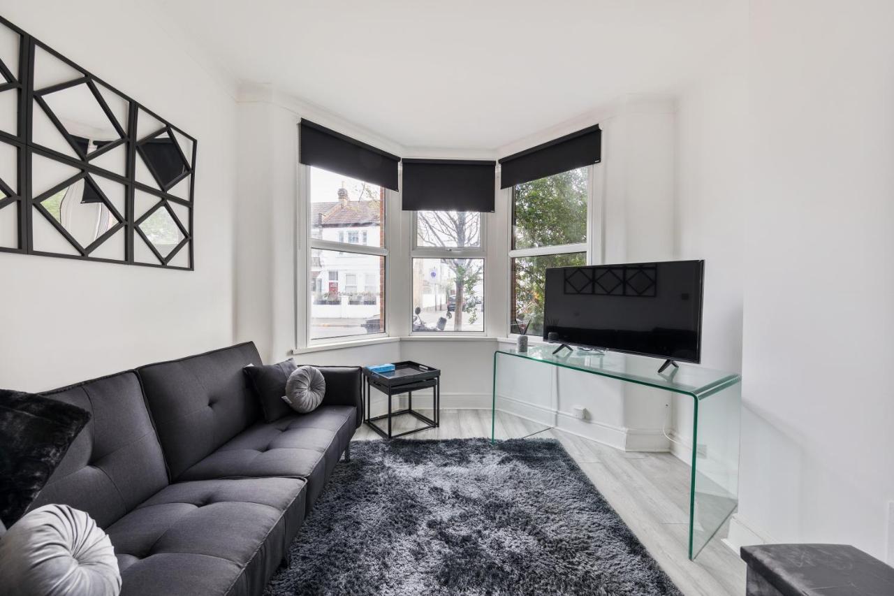 Beautifully Modern 2-bed W/garden Londres
