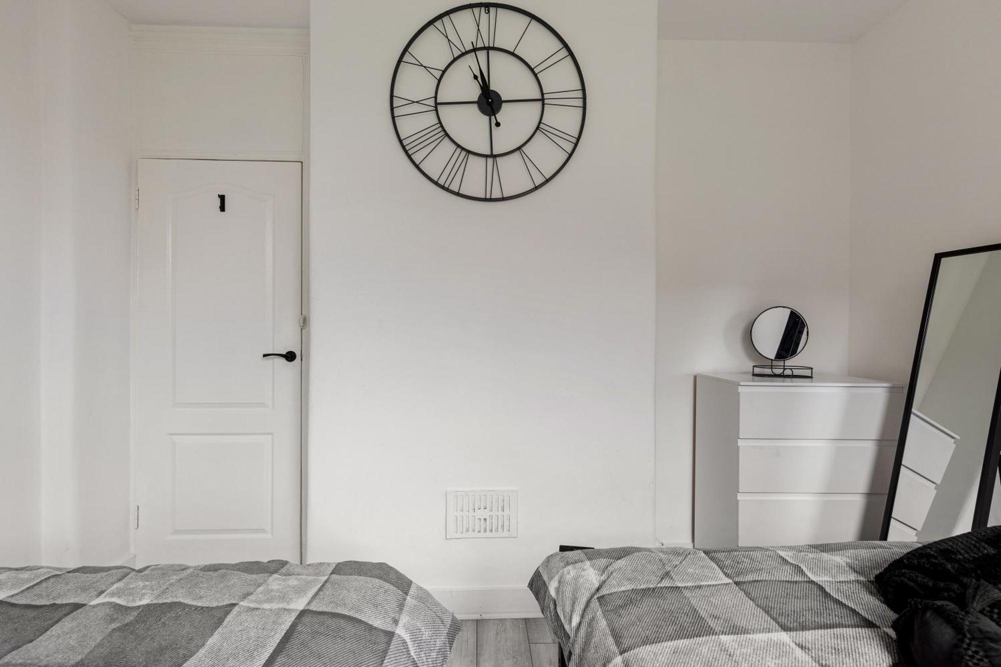 Beautifully Modern 2-bed W/garden Apartamento *